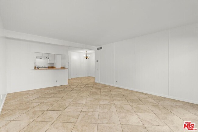 Foto del edificio - 5460 White Oak Ave