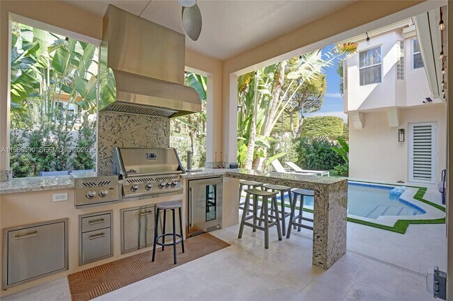 Foto del edificio - 20824 NE 37th Ave