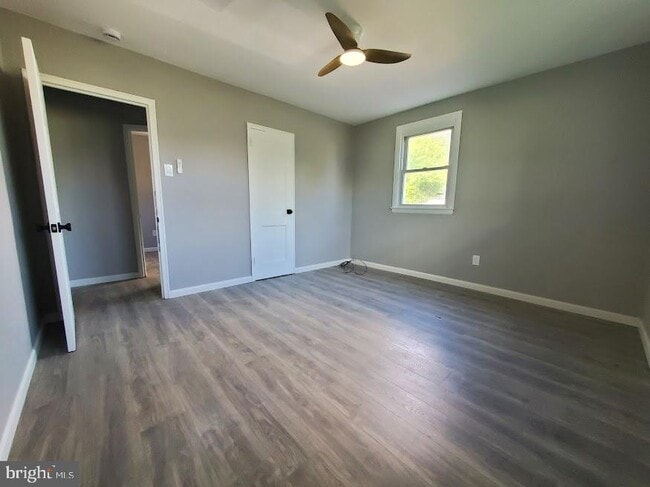 Building Photo - 110 Lemmon Ave