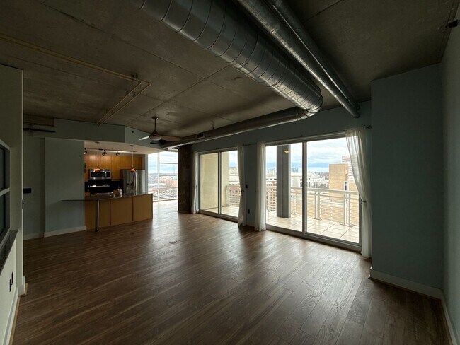 Building Photo - T.R. Lawing Realty Property