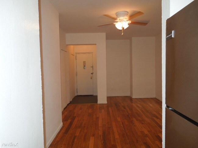 Foto del edificio - 586 Prospect Pl