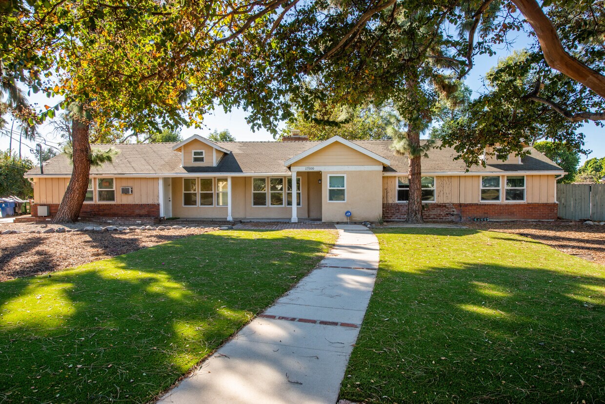 17500 Community St, Northridge, CA 91325 House Rental in Northridge