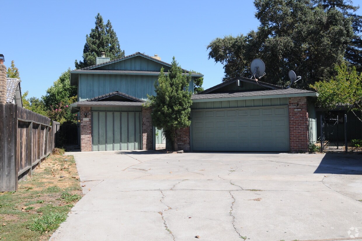 Building Photo - 5530 Fox Sparrow Ct