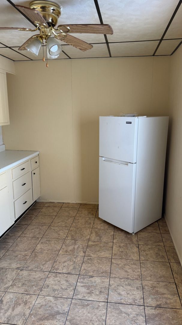 Foto del edificio - 18 Packard Ave