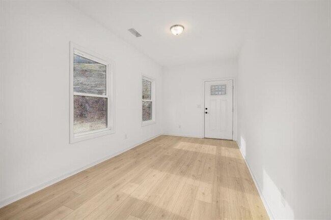 Foto del edificio - 4410 Ross Estates Ct SW