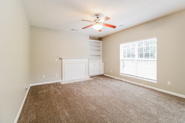 Foto del edificio - 3825 Tonsley Pl