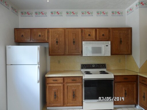 Building Photo - 841 Crisman Dr