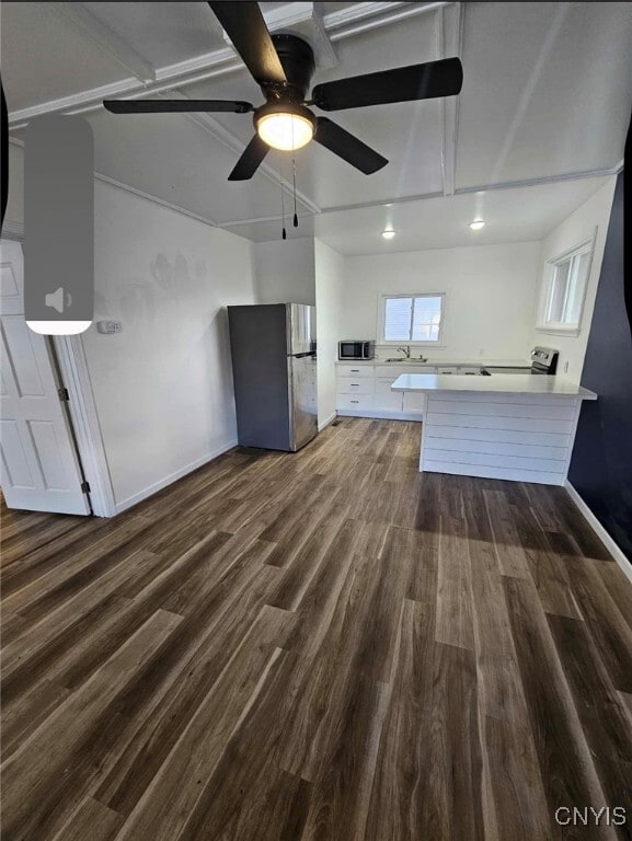 Foto del edificio - 123 N School St