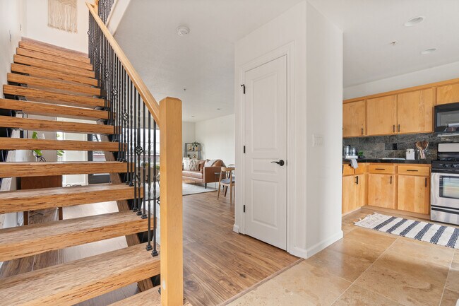 Building Photo - 17040 SW Whitley Way