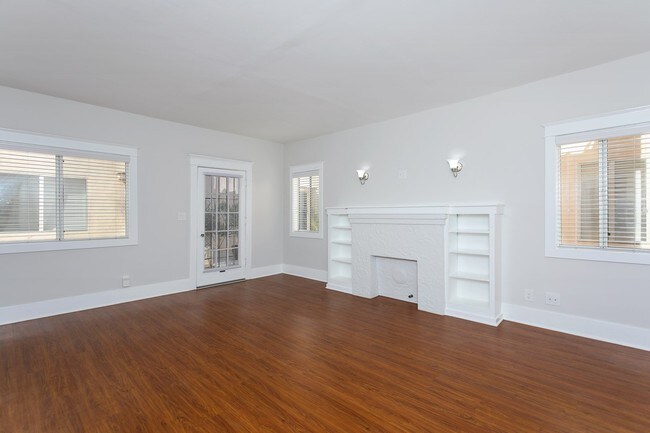 Building Photo - 1711 E Ocean Blvd