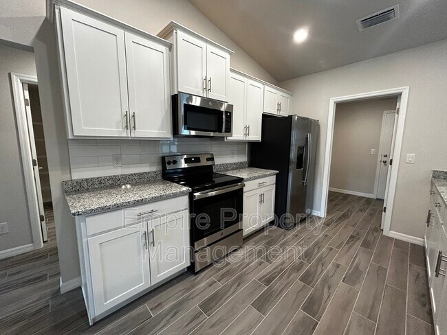 Foto del edificio - 208 NW 30th St