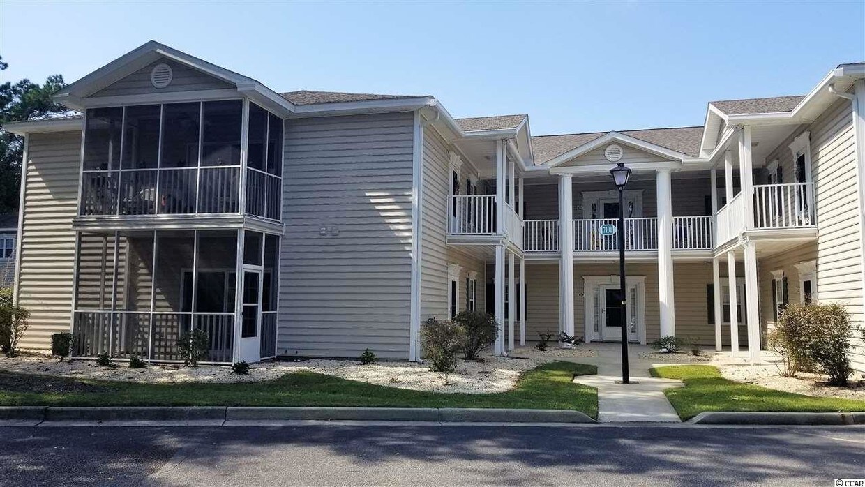 Foto principal - 7101 Sweetwater Blvd