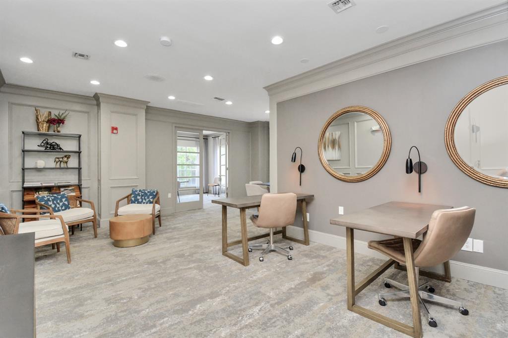 Foto principal - 255 E 176th St