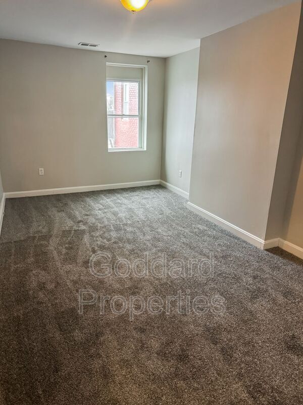 Building Photo - 2224 Eutaw Pl