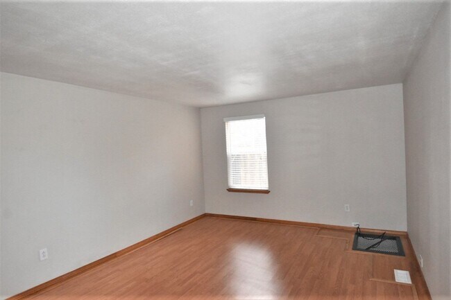 Building Photo - 2956 S Jasper St