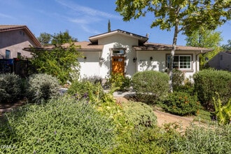 Building Photo - 4612 Viro Rd