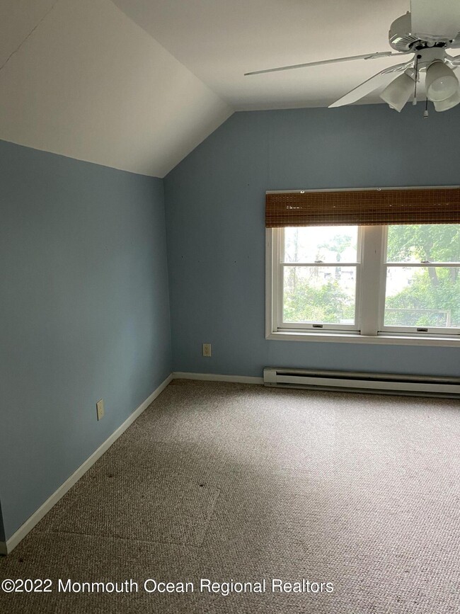 Building Photo - 172 Navesink Ave