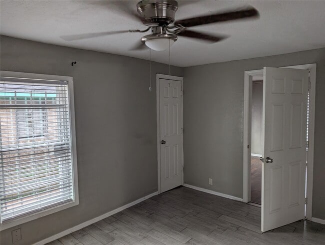 Building Photo - 3203 Eastex Fwy