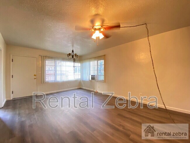 Foto del edificio - 1246 W 19th St