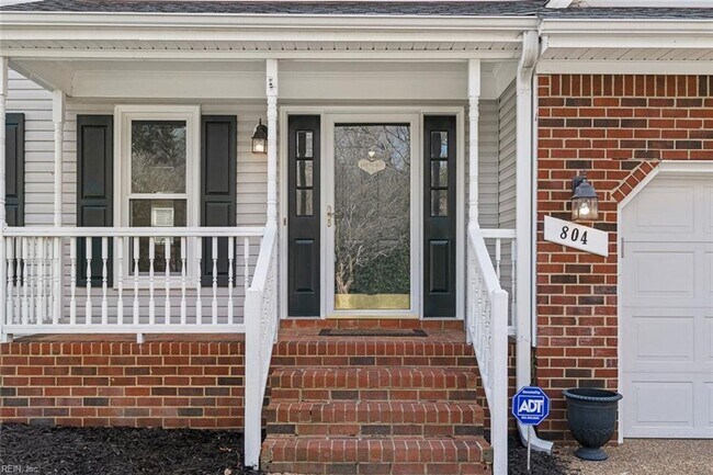 Foto del edificio - 804 Lancaster Ln