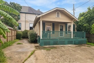 Building Photo - 2717 McDuffie St