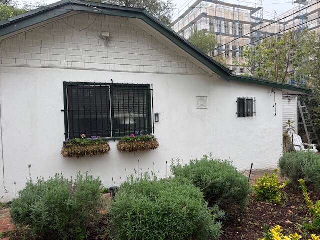 Casa de invitados - 425 N Arden Blvd