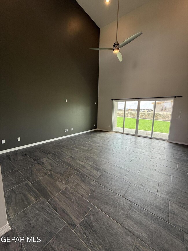 Building Photo - 7412 Rio Rimac Dr