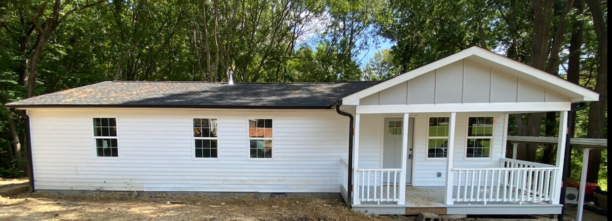 Primary Photo - 424 Arbor Dr
