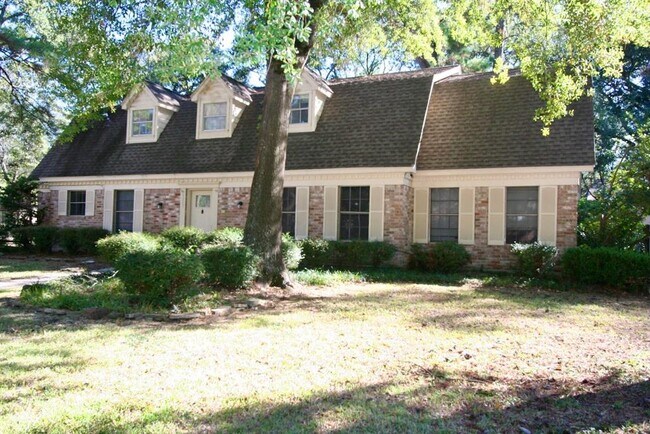 Building Photo - 5207 3 Oaks Cir
