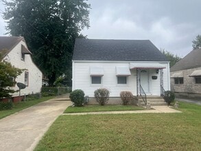 Building Photo - 1104 Hathaway Ave