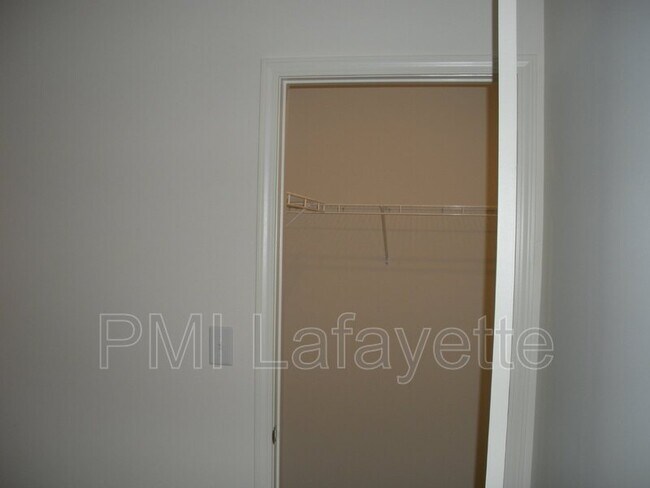 Foto del edificio - 4803 Dobson Dr