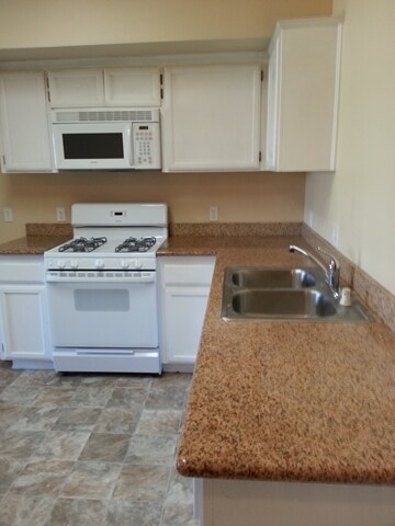 Interior Photo - 330 V St
