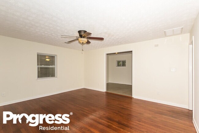 Foto del edificio - 3671 Larkspur Terrace