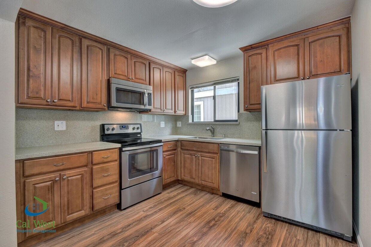 Foto principal - 428 S 11th St