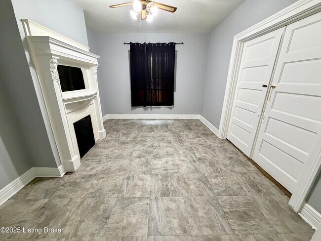 Foto del edificio - 3755 Southern Pkwy