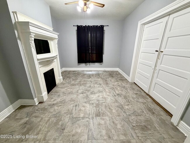 Building Photo - 3755 Southern Pkwy