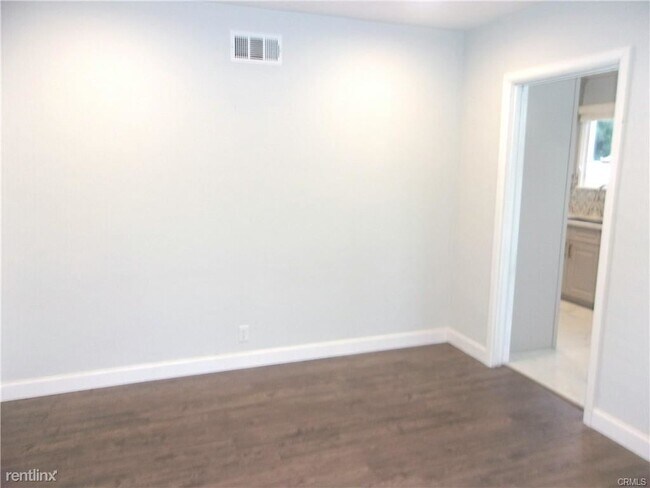 Foto del edificio - 3 br, 2 bath House - 2615 Westminster Ave