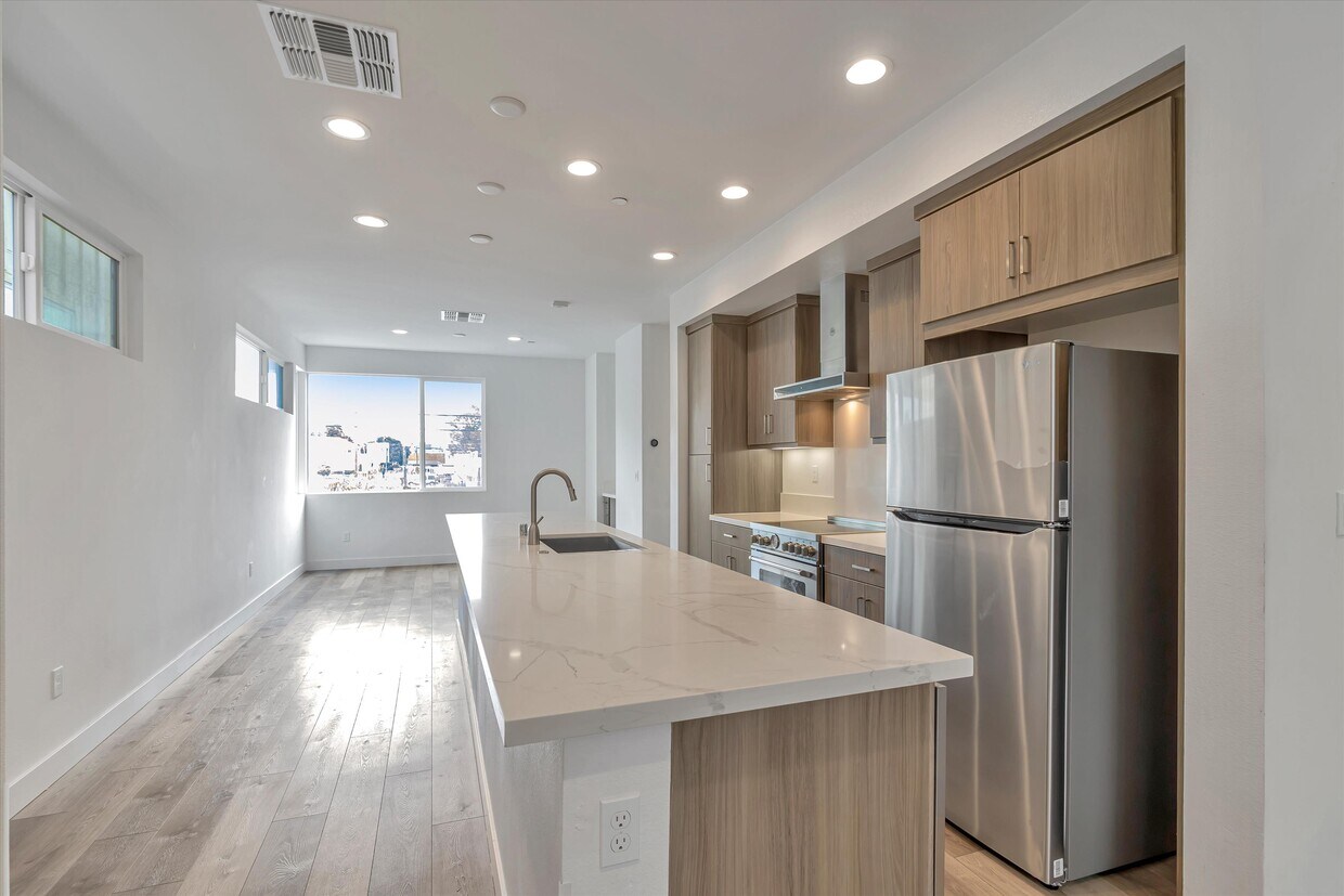 Foto principal - 2237 Myrtle St