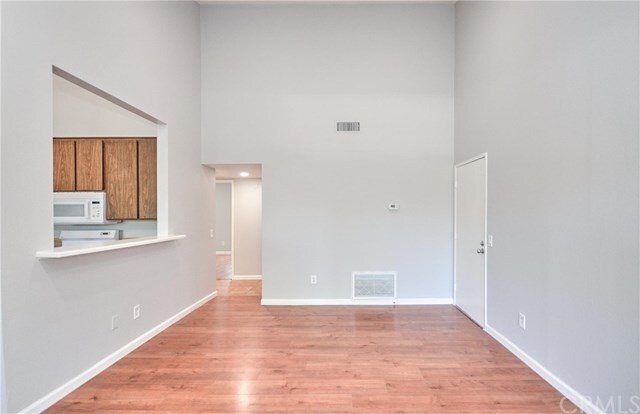 Building Photo - 15240 Ocaso Ave
