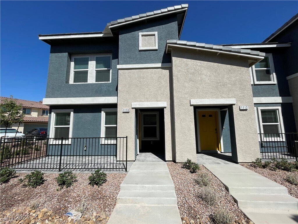 Foto principal - 1110 Ruby Sparrow St