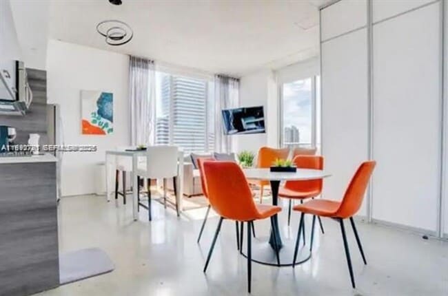 Photo - 151 SE 1st St Apartment