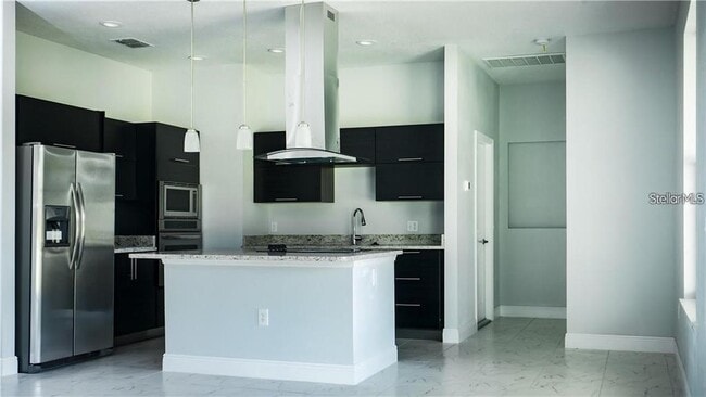 Building Photo - 1902 Sawfish Dr