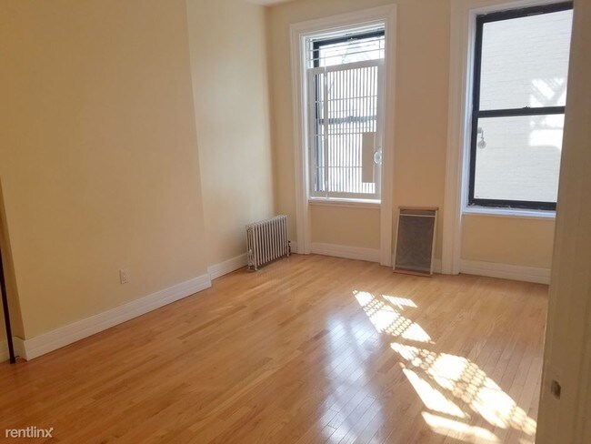 Building Photo - 600 W 146th St