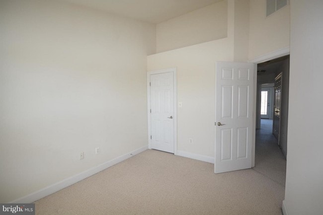 Building Photo - 2818 Persimmon Pl