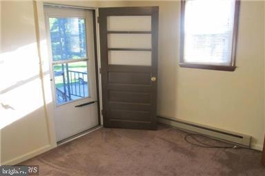 Foto del edificio - 916 Stouffer Ave
