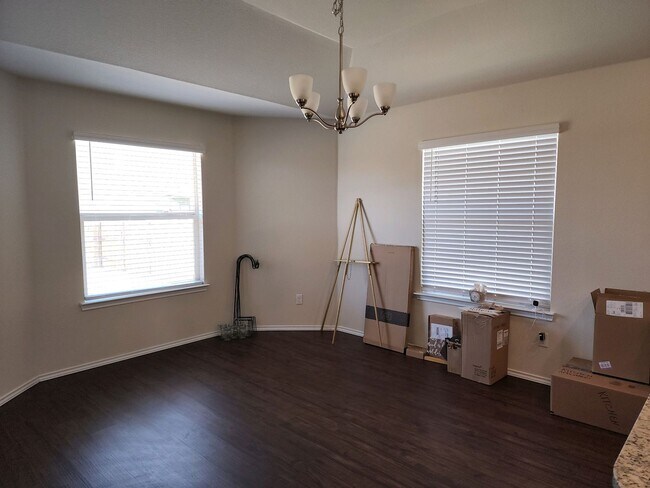 Building Photo - 210 Highmore Ct