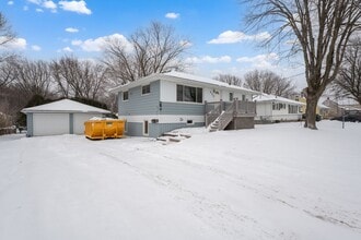 Building Photo - 117 21st St SE