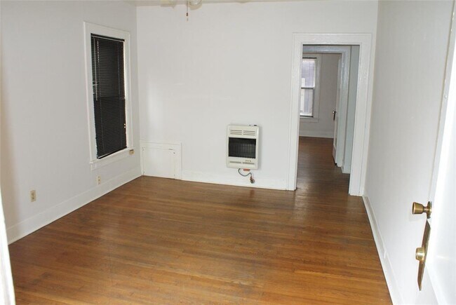 Building Photo - 2202 Huldy St