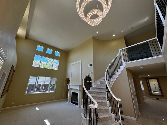 Foto del edificio - 3832 Carrera Ct
