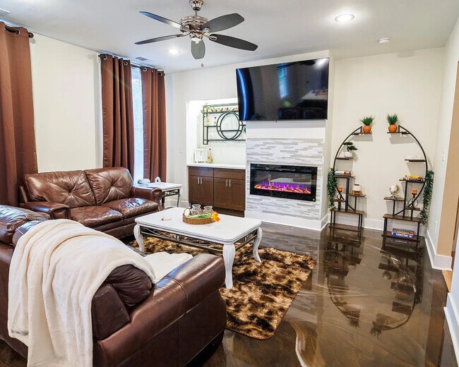 Foto del edificio - Room in House on Beecher St SW